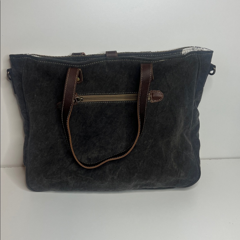 Myra Bag Mello Weekender Bag View 2